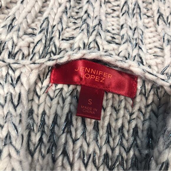 Jennifer Lopez keyhole/turtleneck sweater Small - Picture 9 of 10